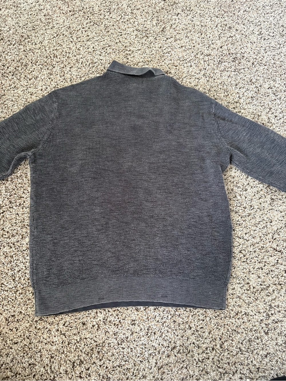 American Eagle Gray Knit Pullover Sweater - Picture 2 of 4